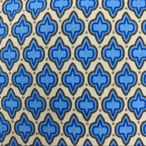 Thirty One Cotton Blue Medallion Wristlet Wallet - Picture 3 of 8